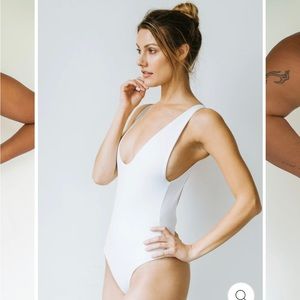 Londre the minimalist one piece suit in white, S